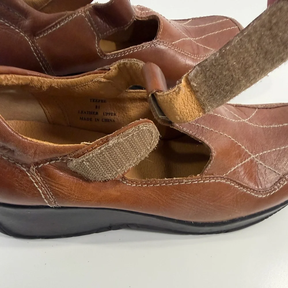 WANTED Vintage 90s Brown Leather Mary Jane Comfort‎ Shoe 8.5